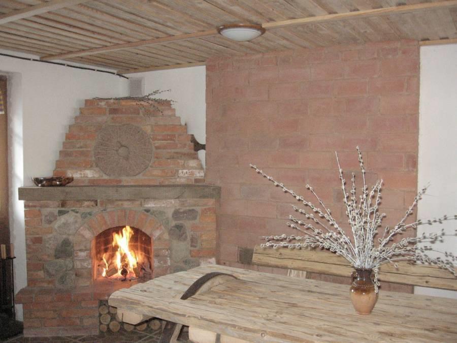 Hotel Viesu Nams Pupoli Dundaga Esterno foto